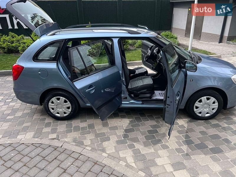 Универсал Skoda Fabia 2008 в Ивано-Франковске