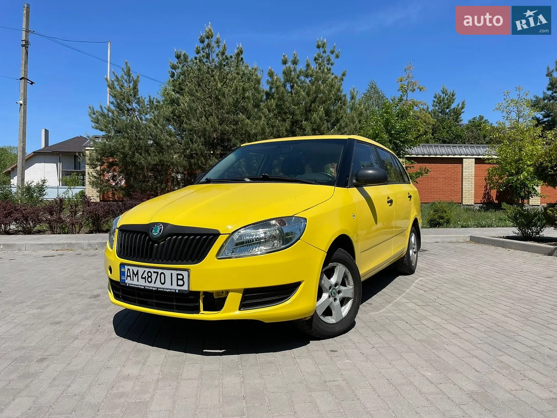 2011 Skoda Fabia - мініатюра 5