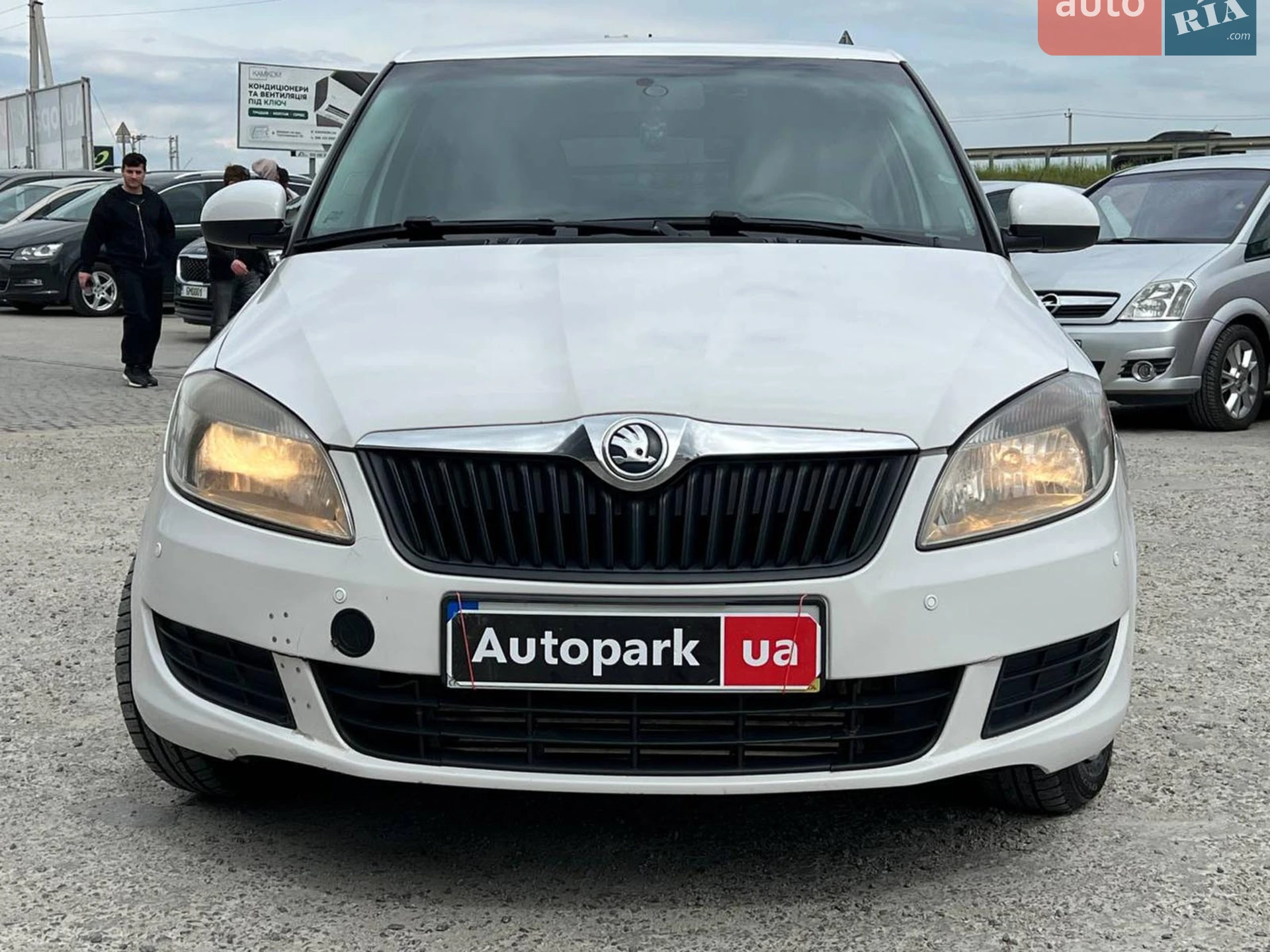2014 Skoda Fabia - мініатюра 2