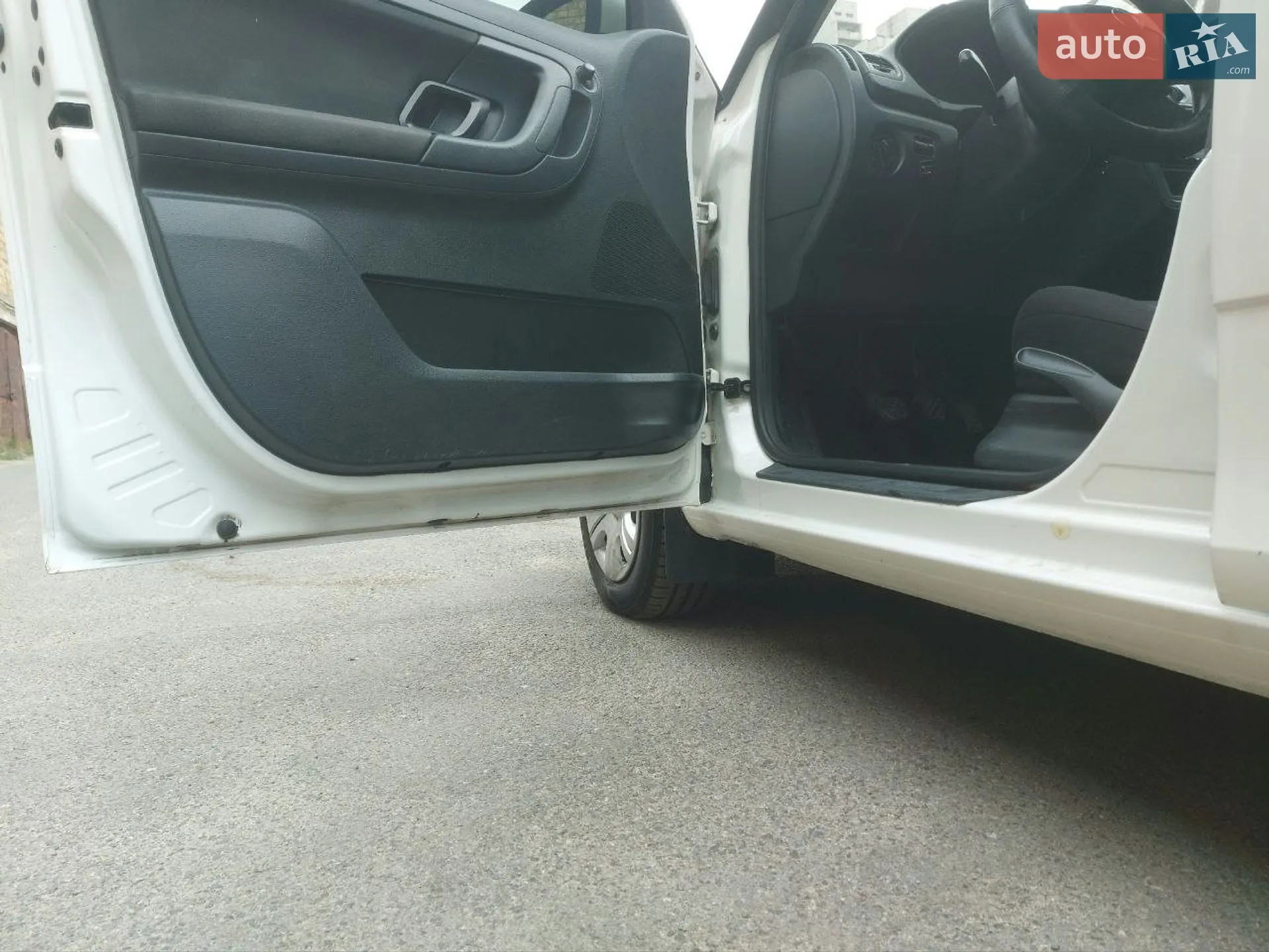 2012 Skoda Fabia - мініатюра 12