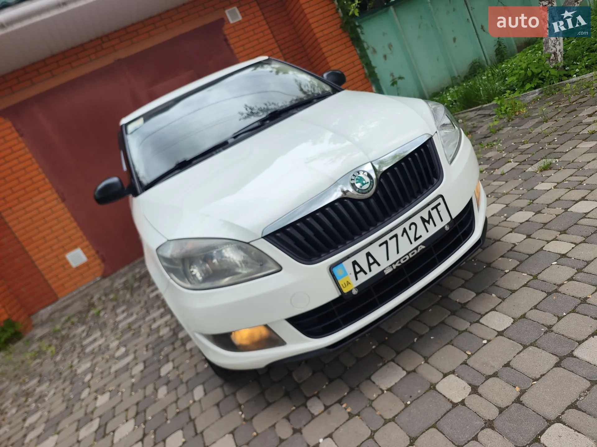 2011 Skoda Fabia - мініатюра 15