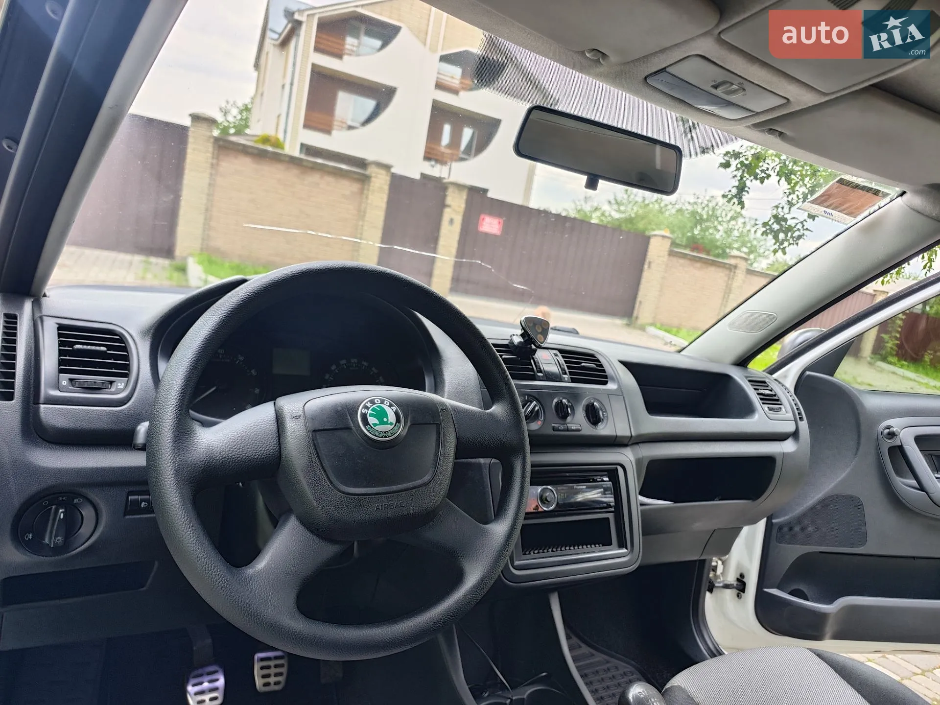 2011 Skoda Fabia - мініатюра 24
