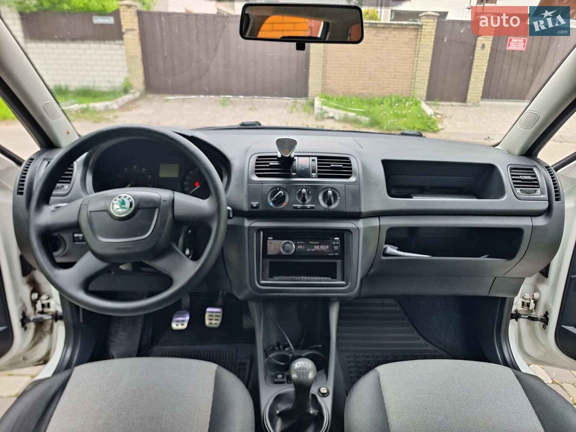 2011 Skoda Fabia - мініатюра 25
