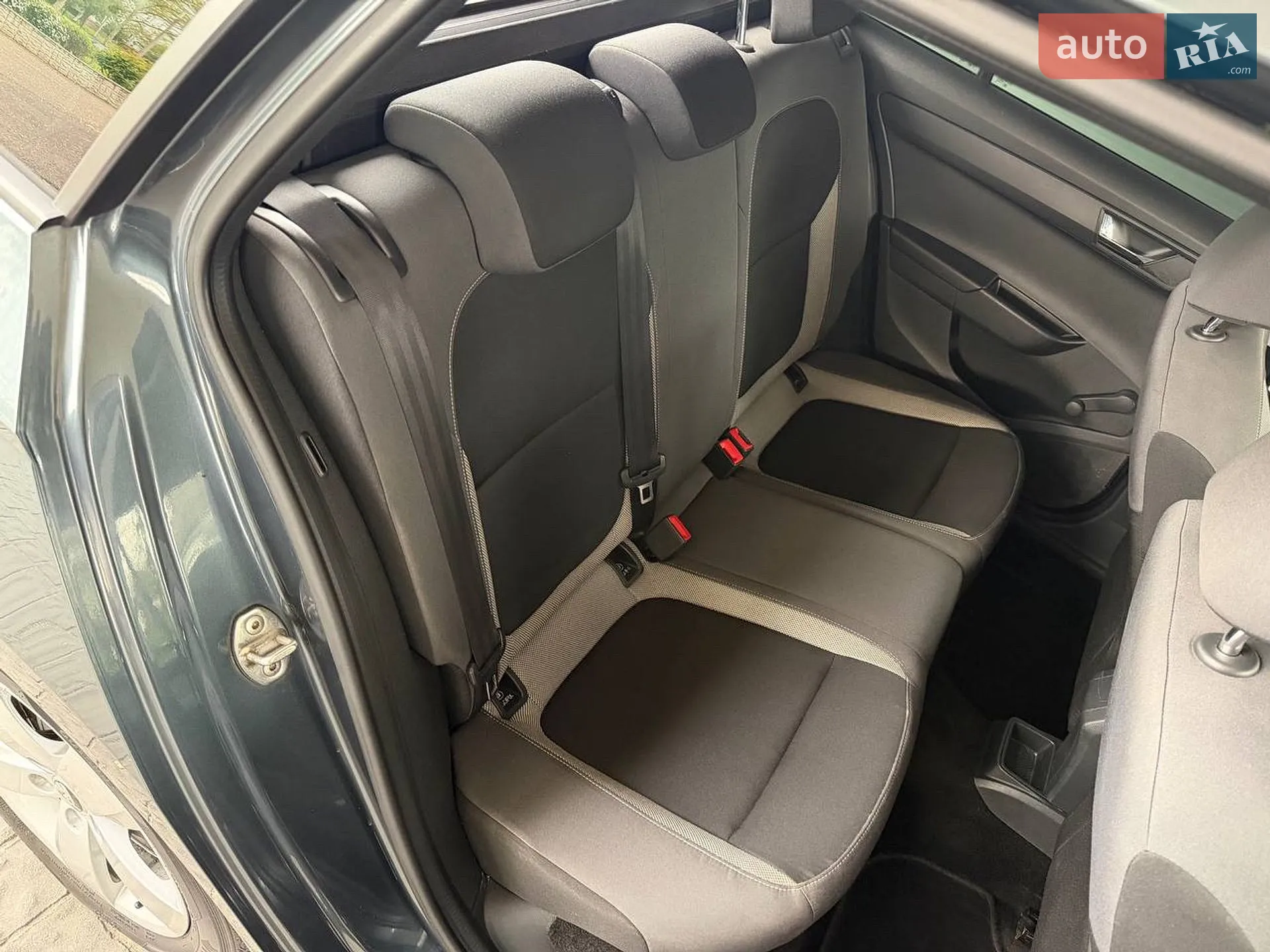 2015 Skoda Fabia - мініатюра 26
