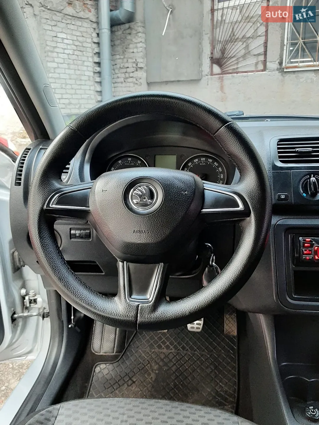 2014 Skoda Fabia - мініатюра 13