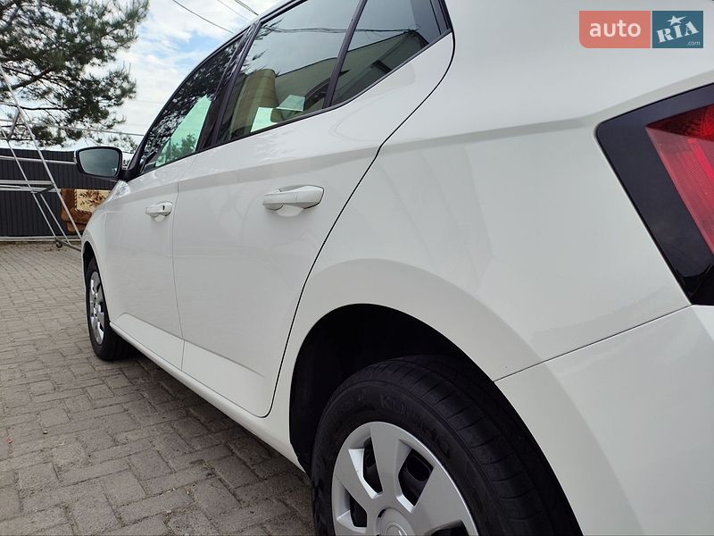 Хэтчбек Skoda Fabia 2017 в Черновцах фото 18 Хэтчбек Skoda Fabia 2017 в Черновцах