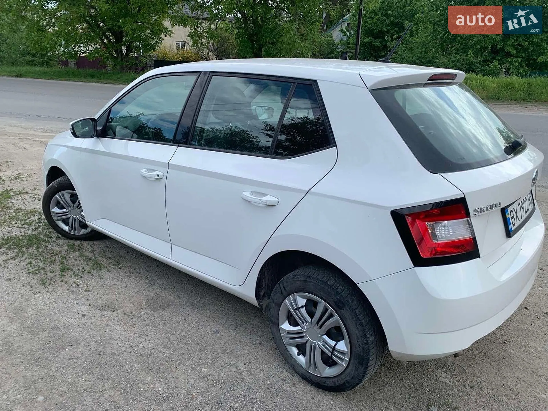 2017 Skoda Fabia - мініатюра 2
