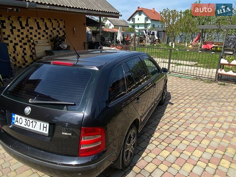 Универсал Skoda Fabia 2001 в Ужгороде
