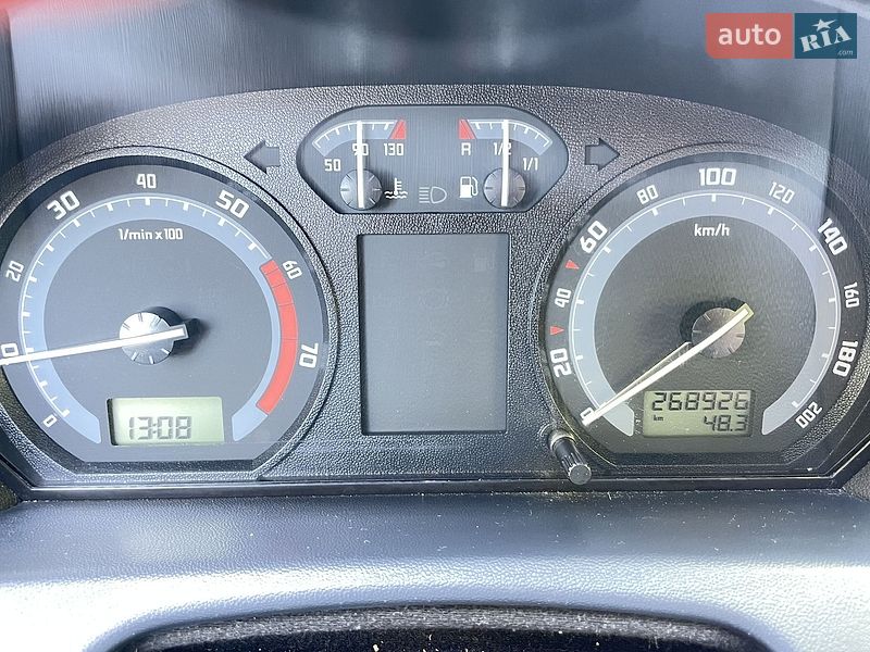 Хэтчбек Skoda Fabia 2005 в Запорожье