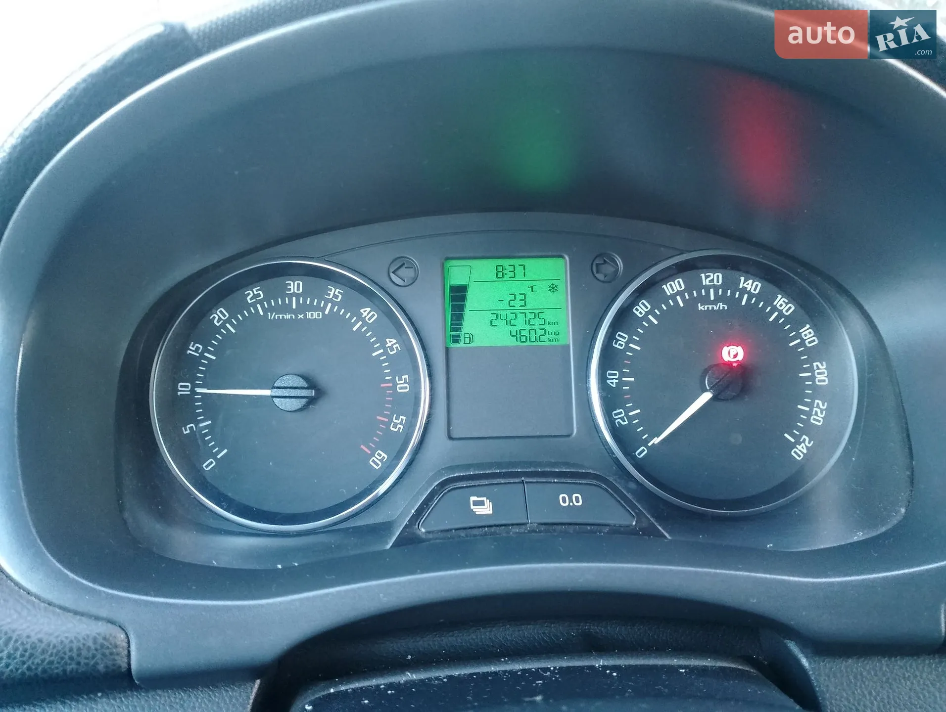 2014 Skoda Fabia - мініатюра 2