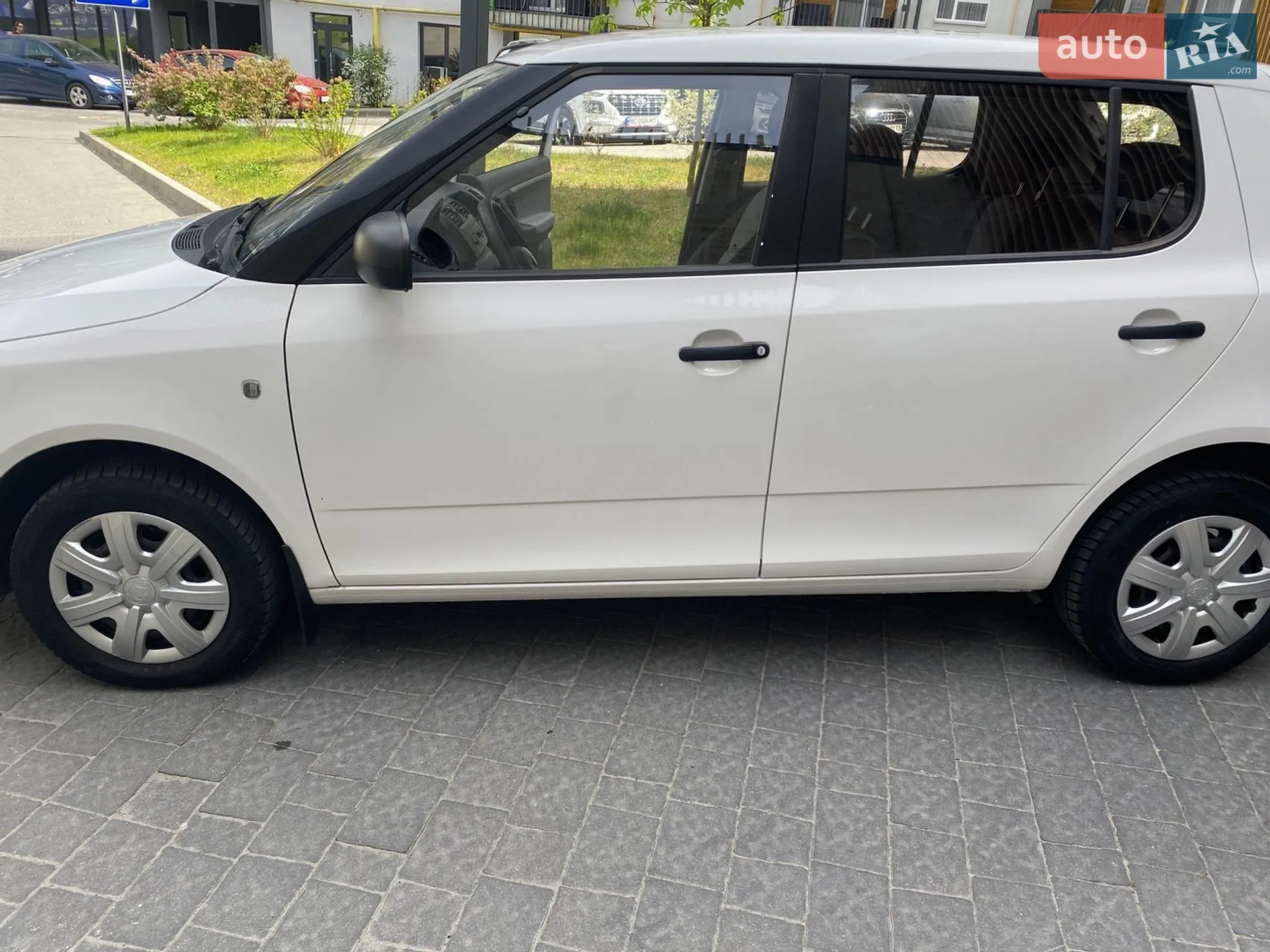 2012 Skoda Fabia - мініатюра 6