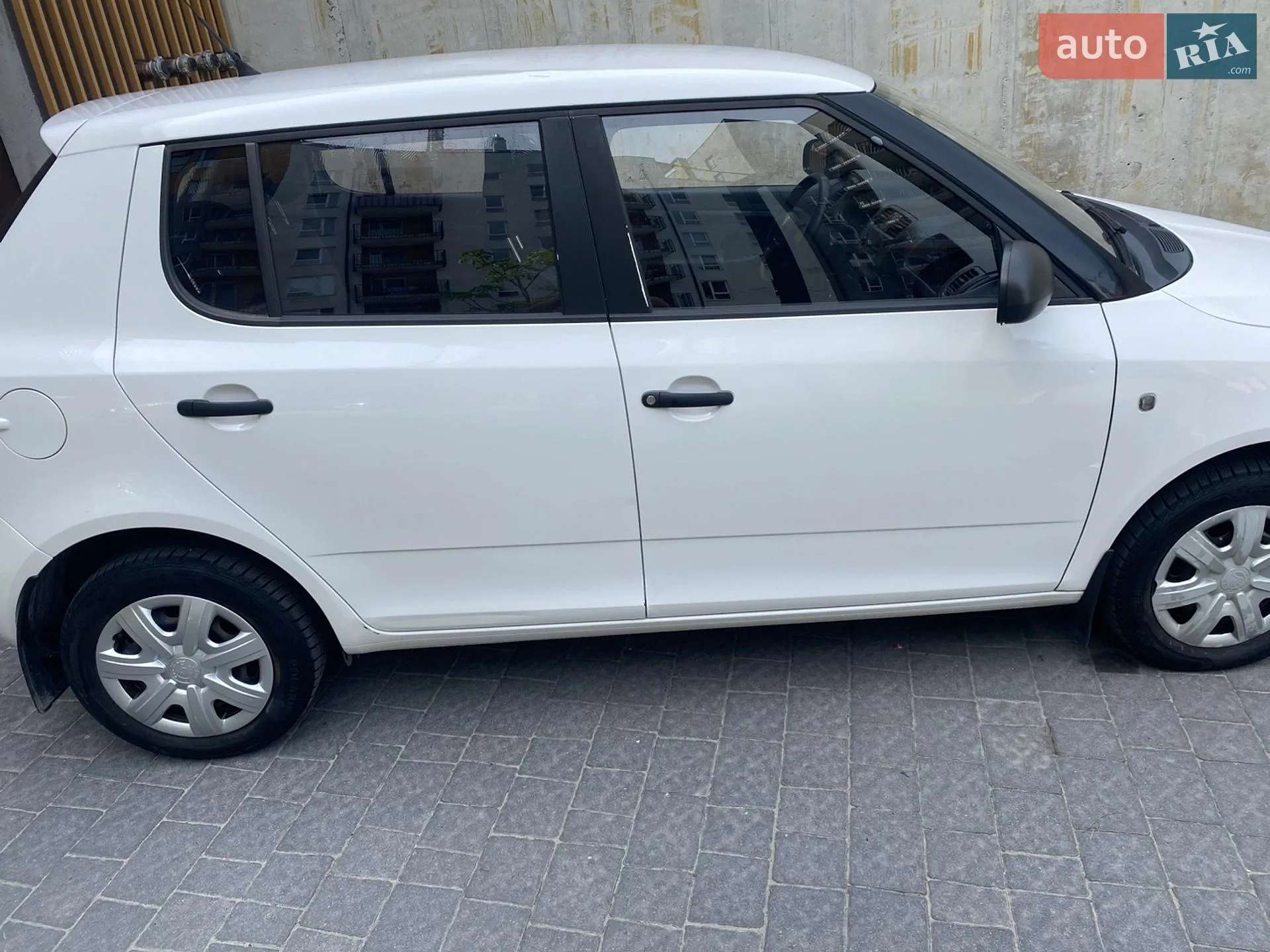 2012 Skoda Fabia - мініатюра 7