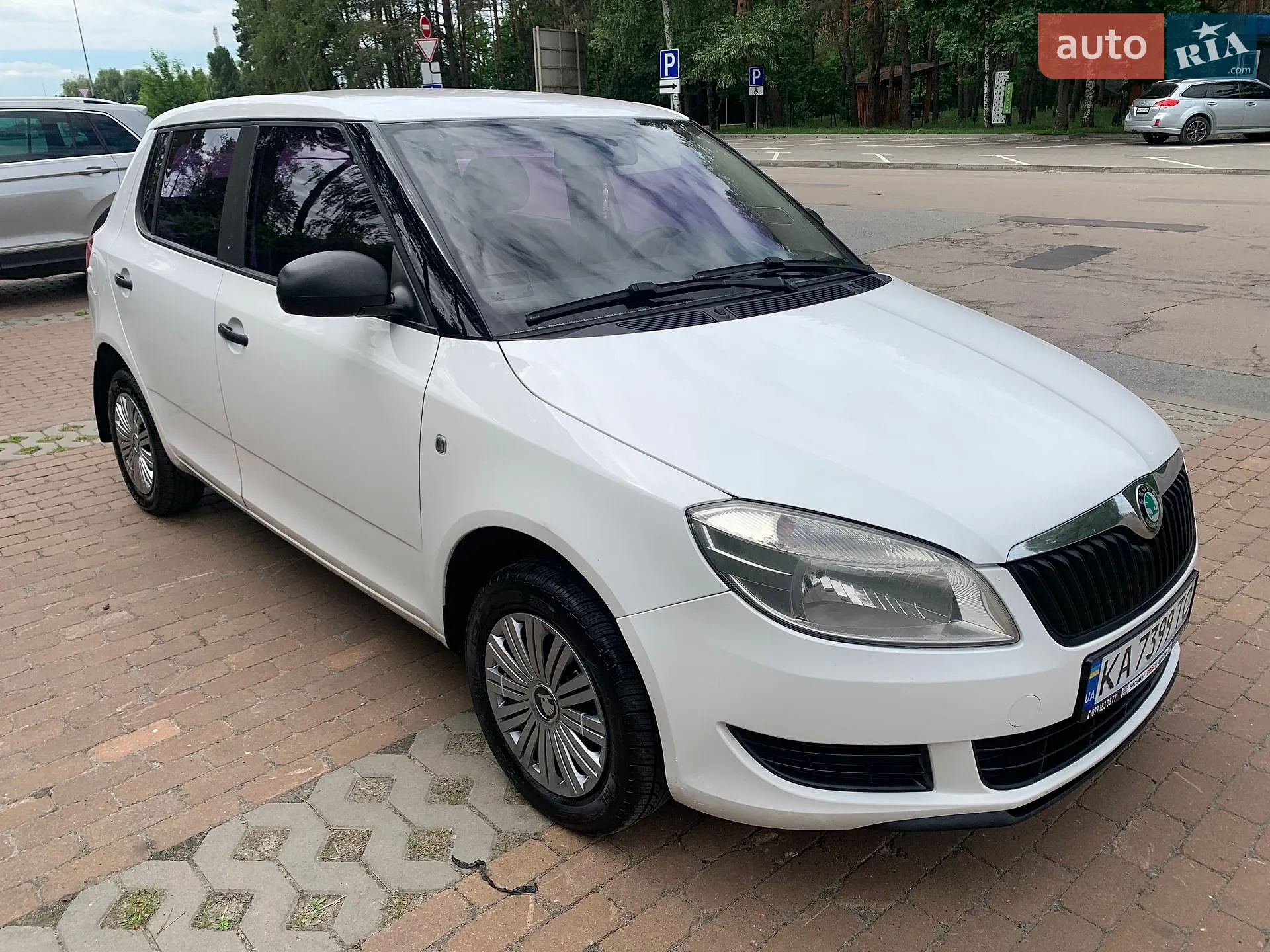 2011 Skoda Fabia - мініатюра 5