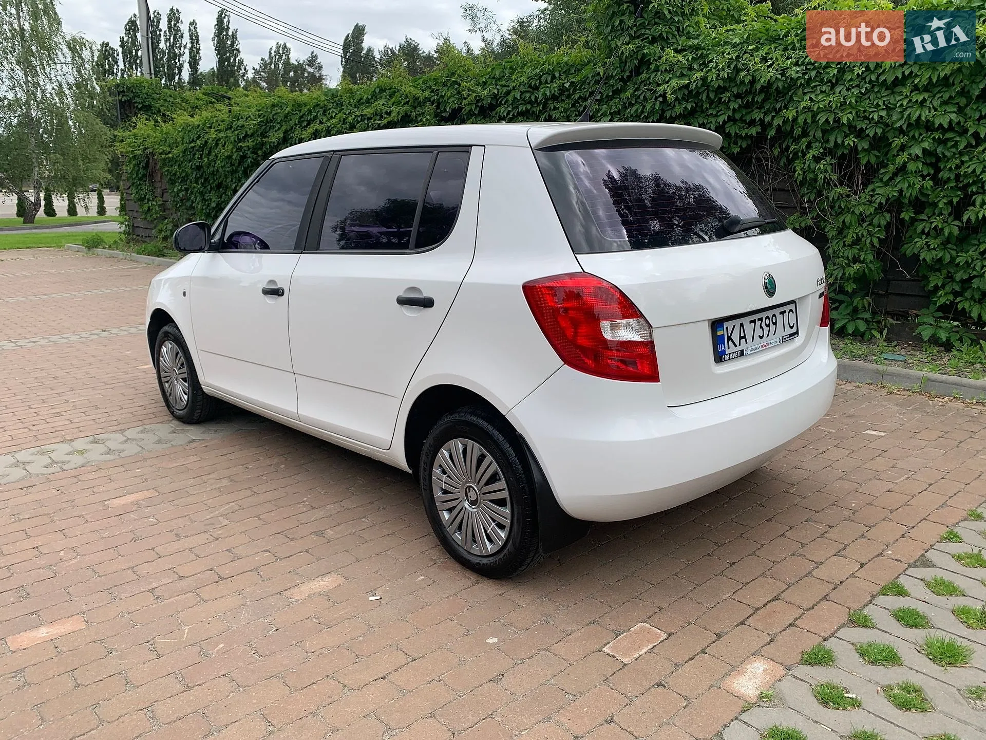 2011 Skoda Fabia - мініатюра 25