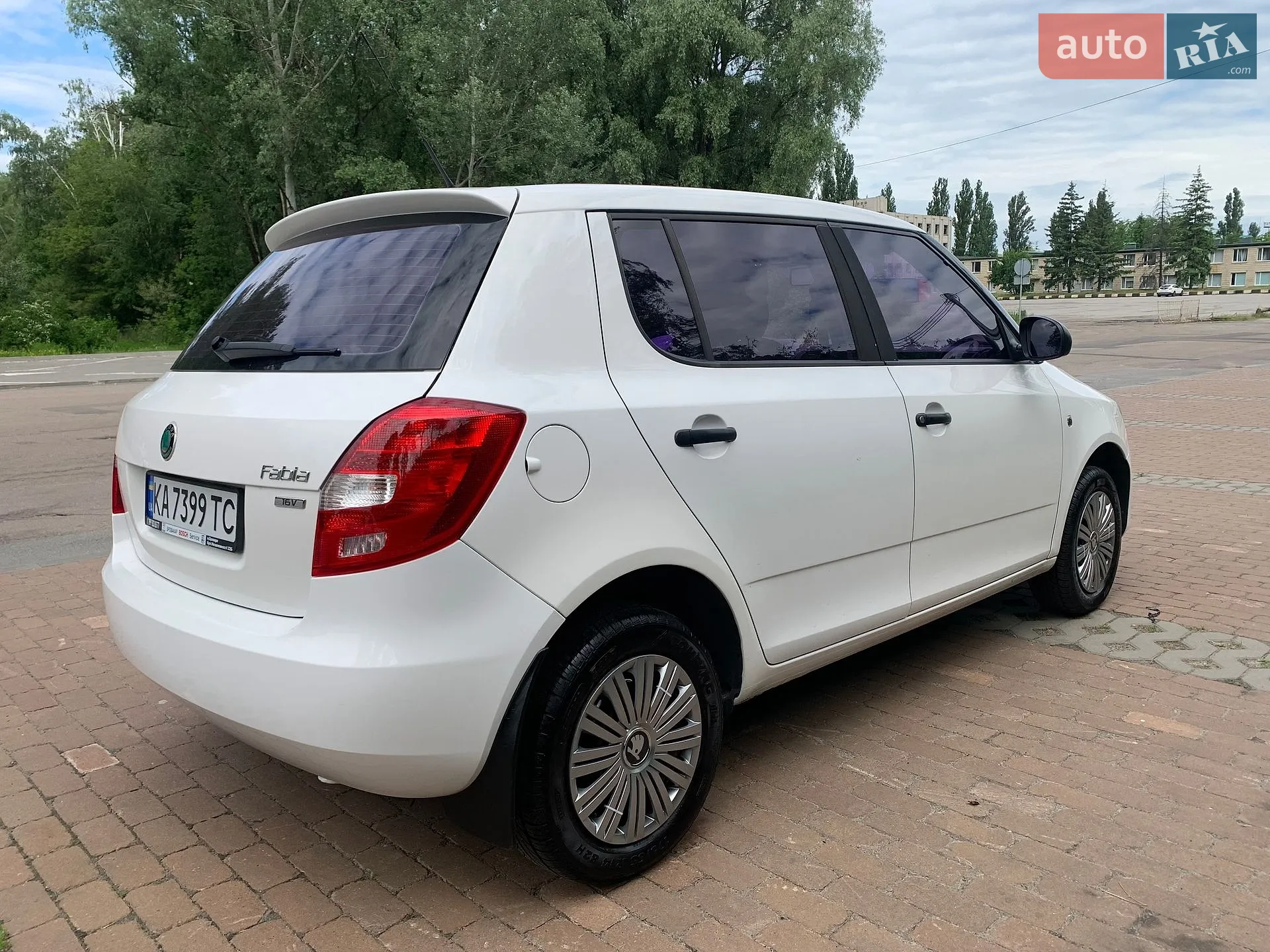 2011 Skoda Fabia - мініатюра 30