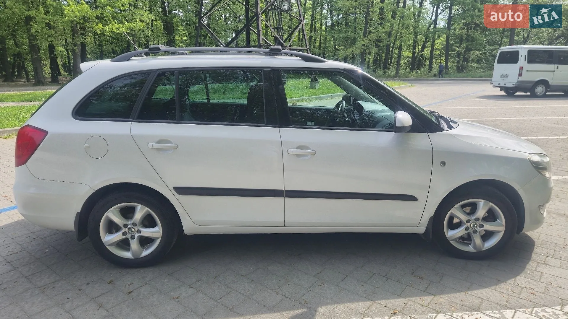 2012 Skoda Fabia - мініатюра 13
