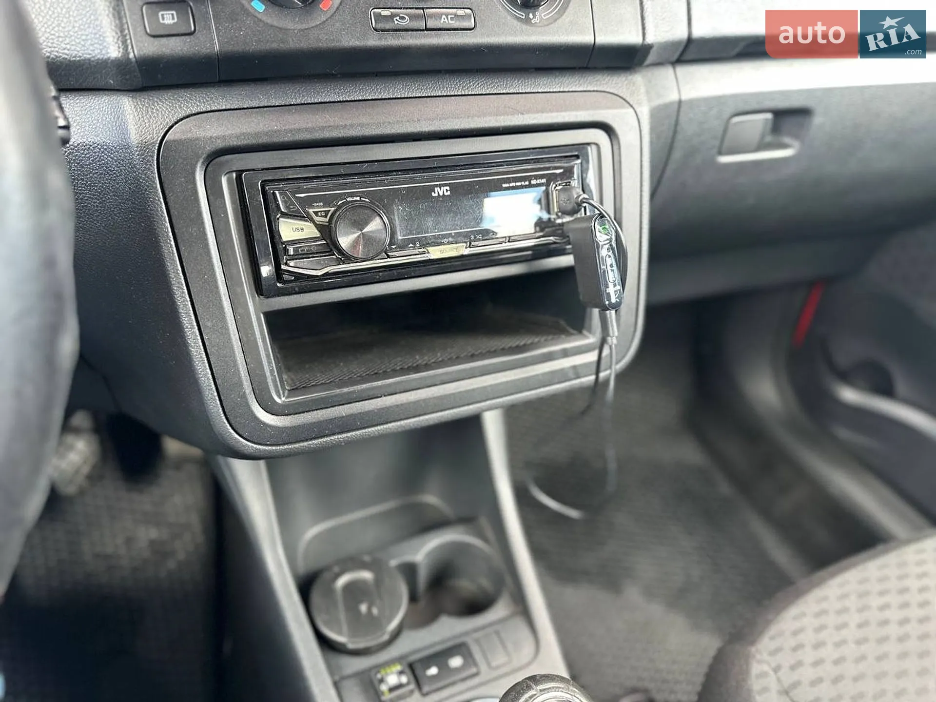 2012 Skoda Fabia - мініатюра 16
