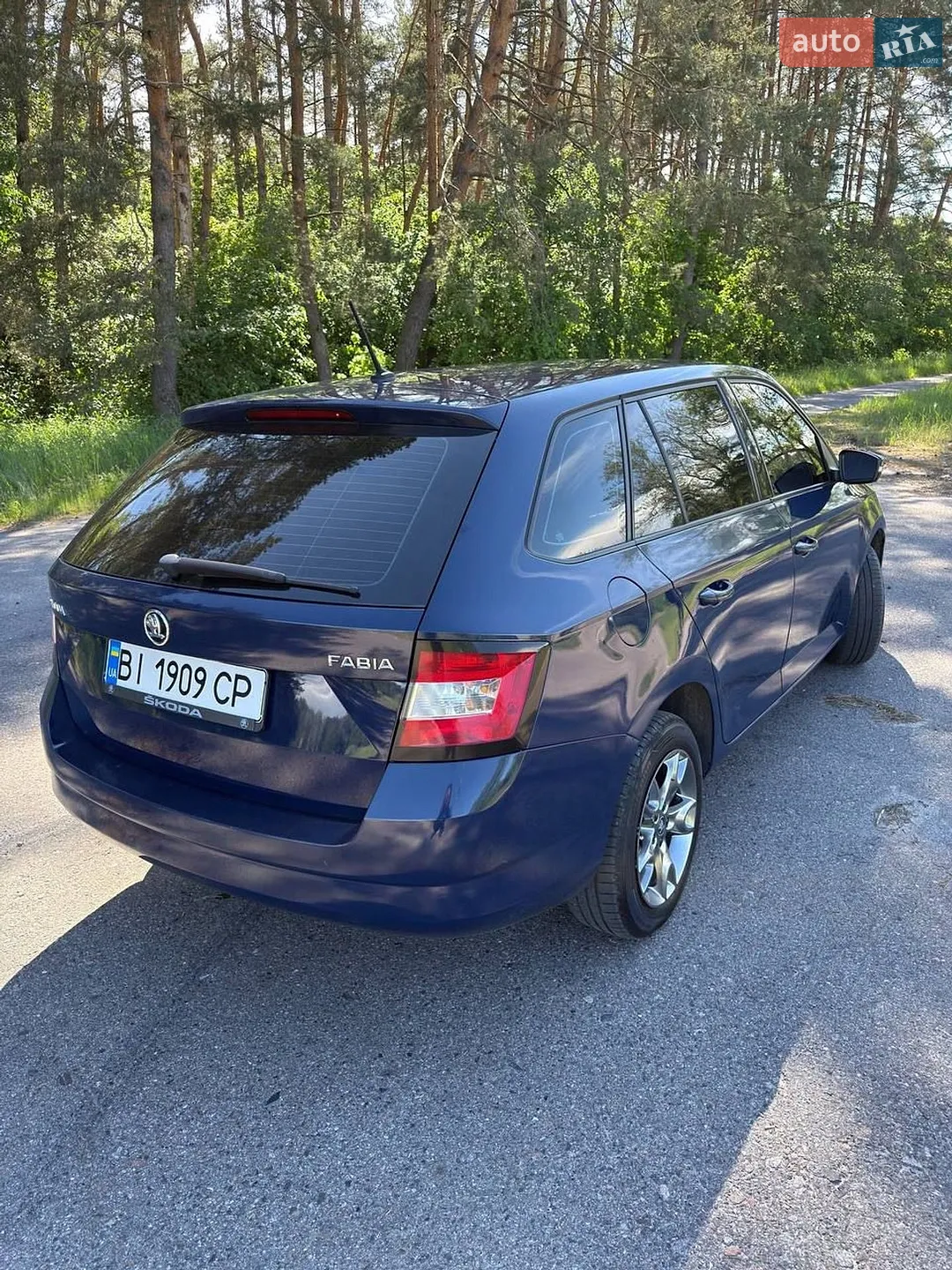 2016 Skoda Fabia - мініатюра 2