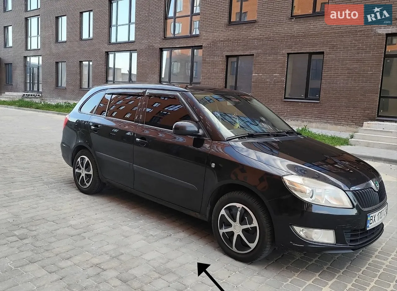 2011 Skoda Fabia - мініатюра 6