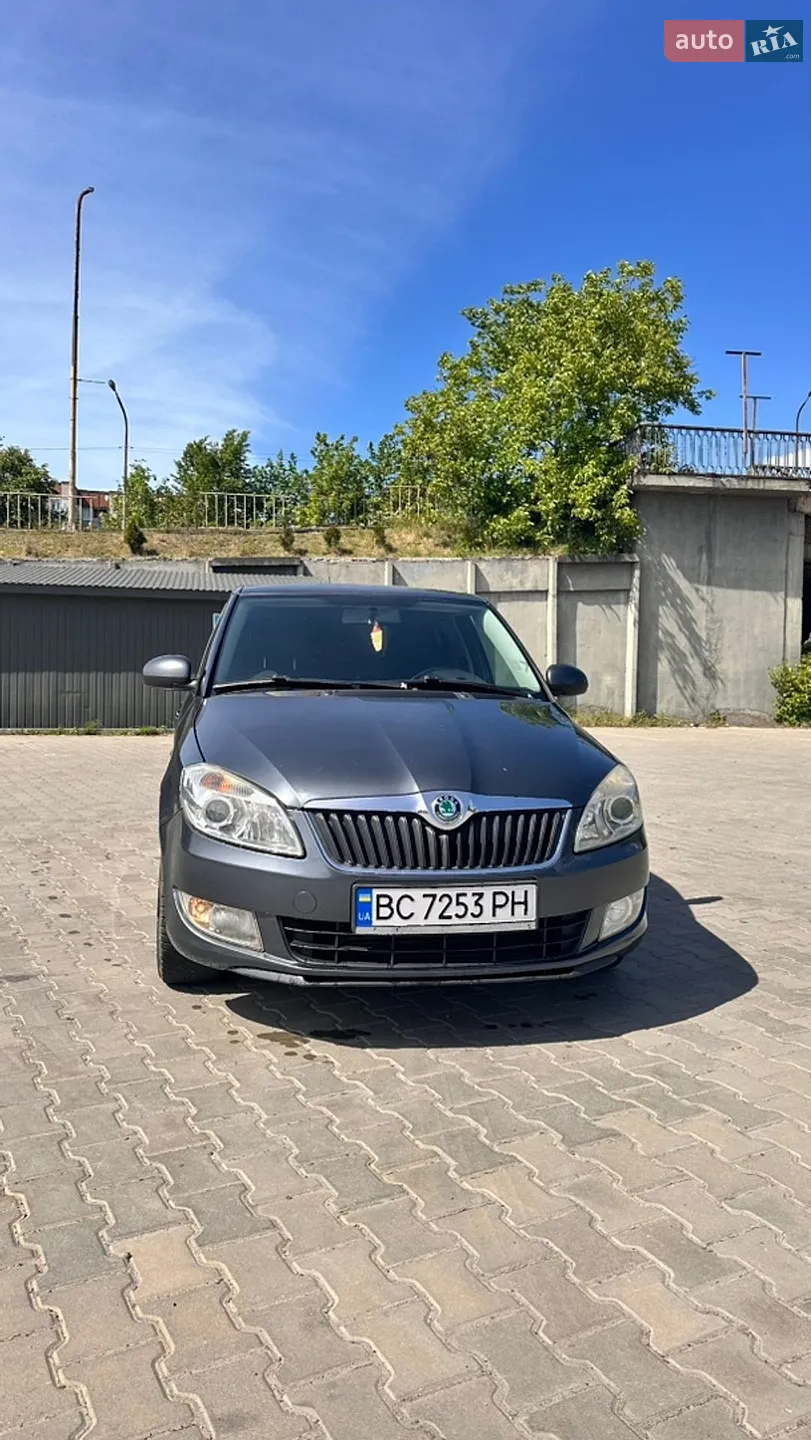 2010 Skoda Fabia - мініатюра 24
