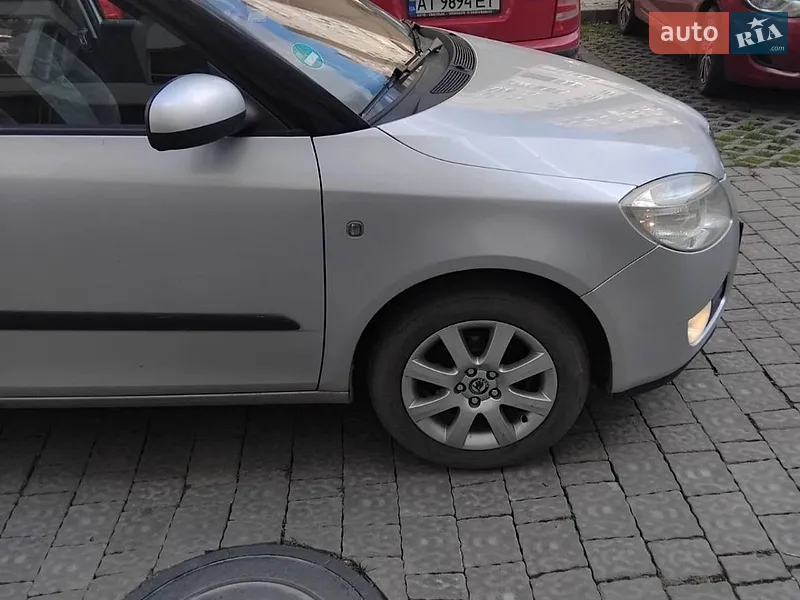 Skoda Fabia 2009 VIN TMBGD65J393168525 фото оголошення 8 з 47