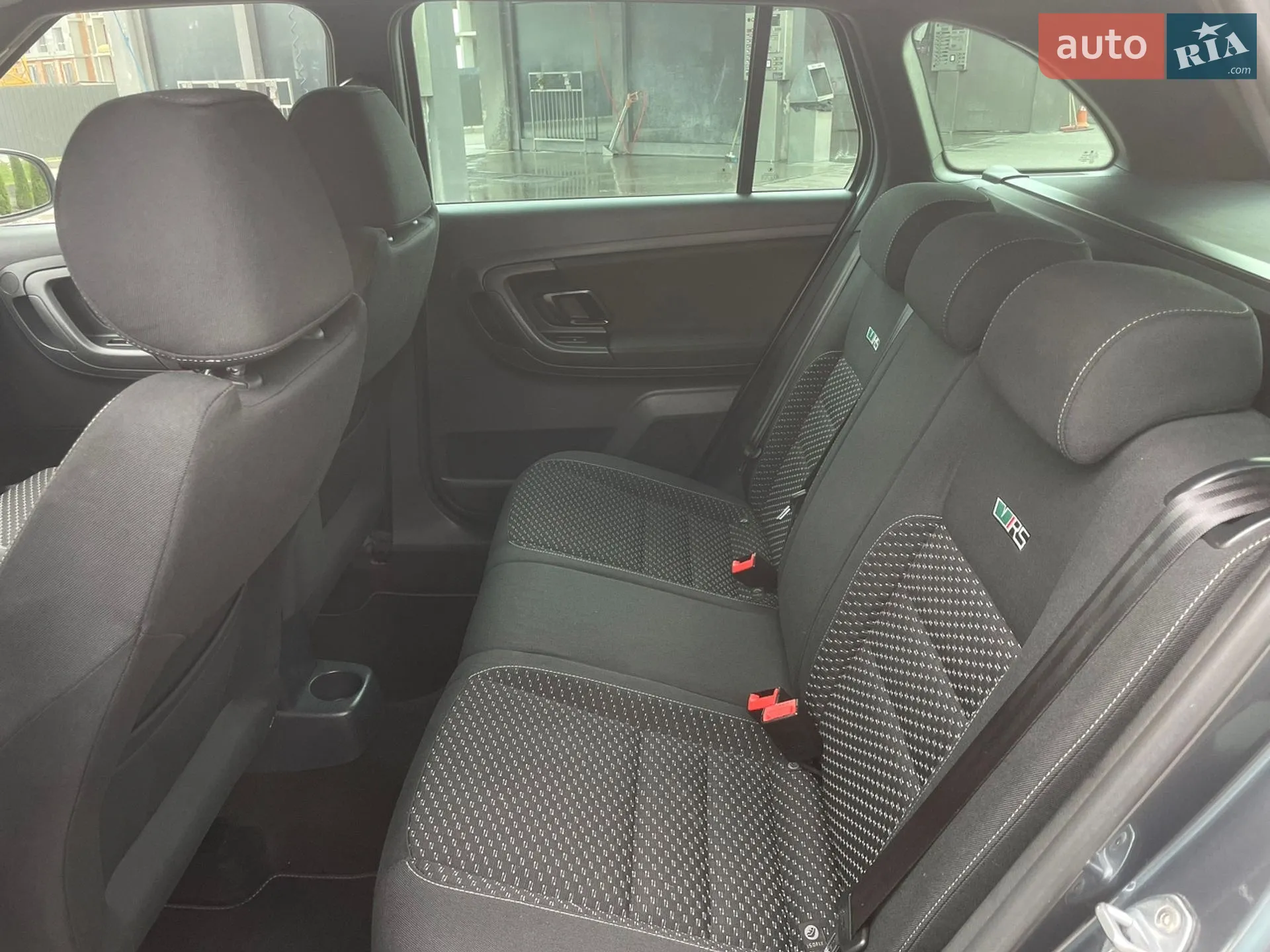 2012 Skoda Fabia - мініатюра 32