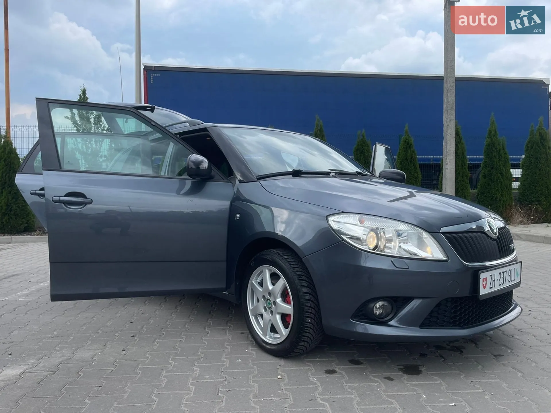 2012 Skoda Fabia - мініатюра 73