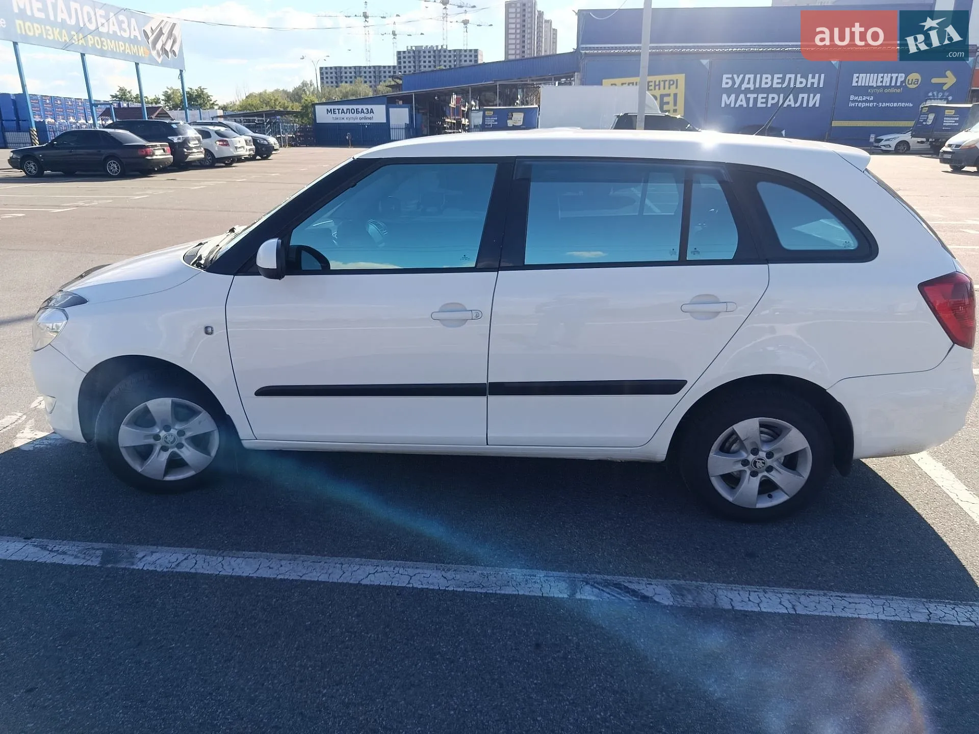 2012 Skoda Fabia - мініатюра 7