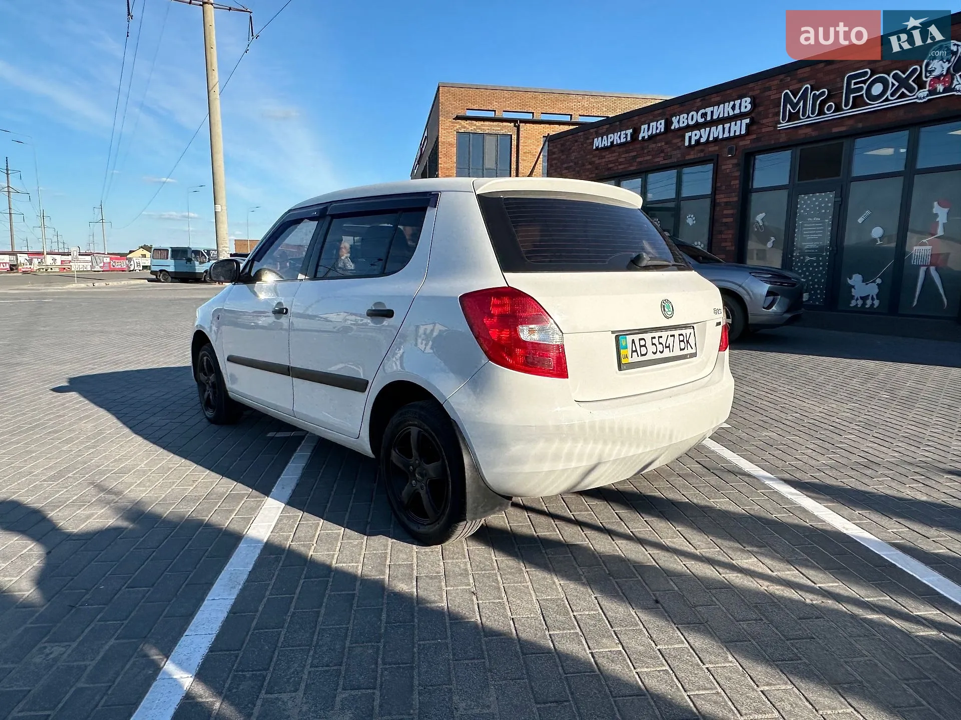 2011 Skoda Fabia - мініатюра 8