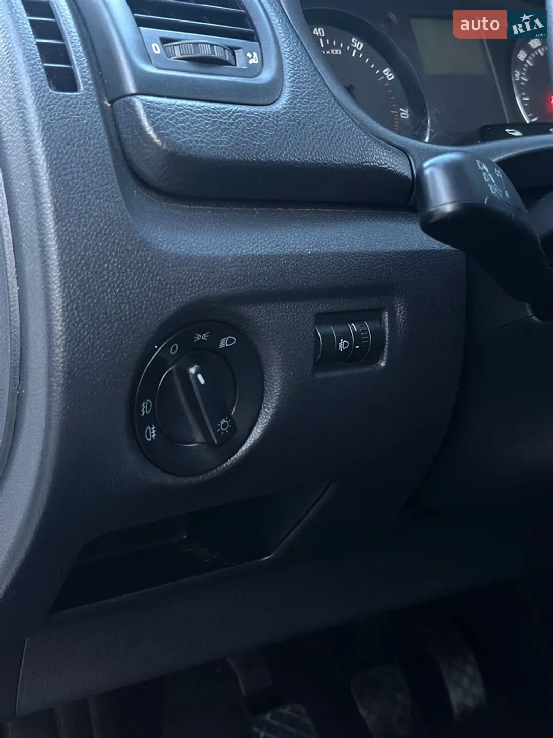 2013 Skoda Fabia - мініатюра 33
