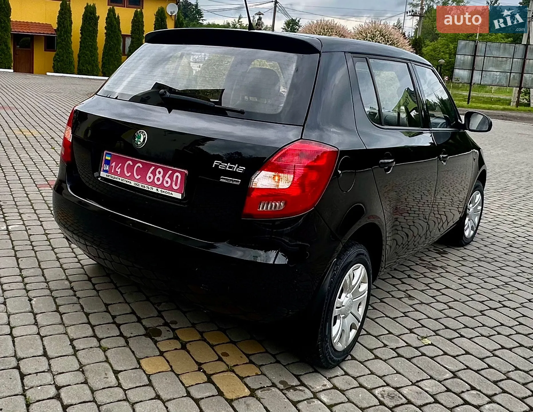 2011 Skoda Fabia - мініатюра 15