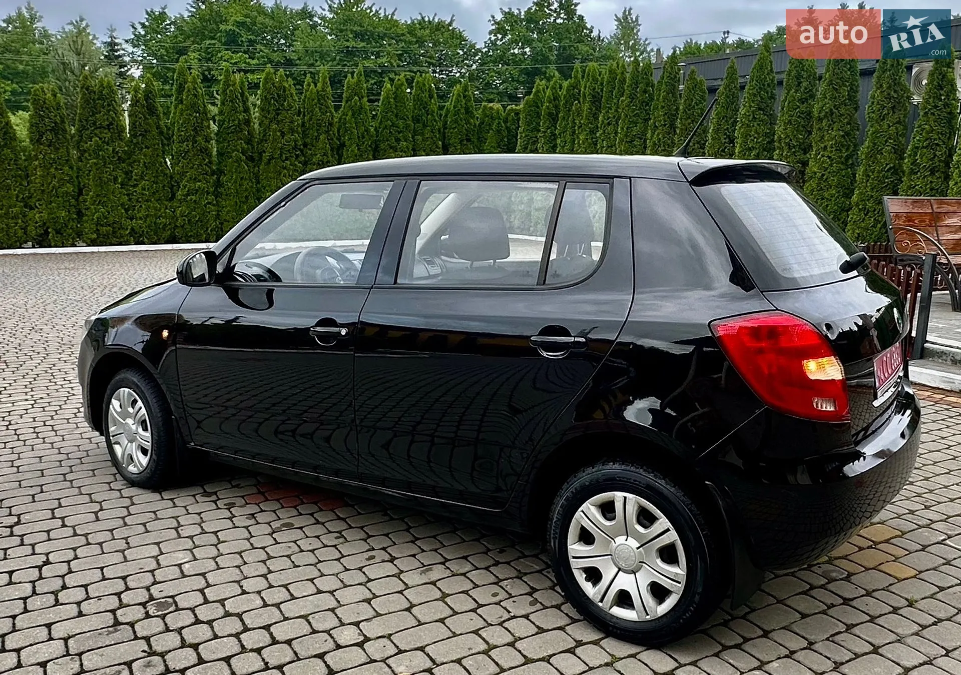 2011 Skoda Fabia - мініатюра 10