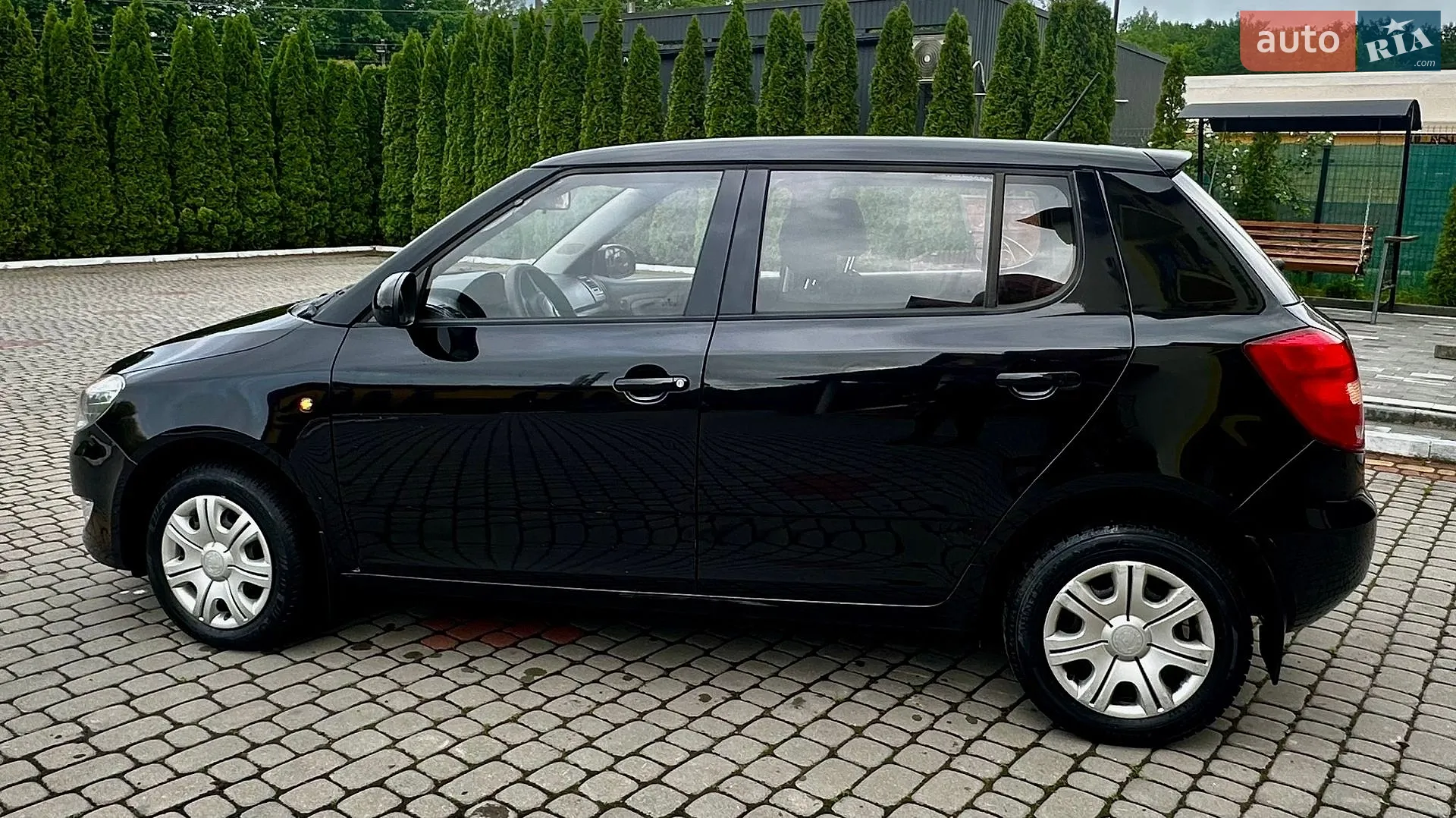2011 Skoda Fabia - мініатюра 11