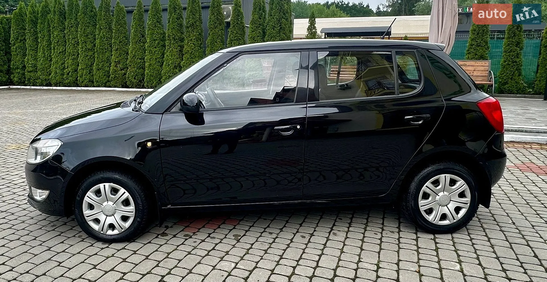 2011 Skoda Fabia - мініатюра 12