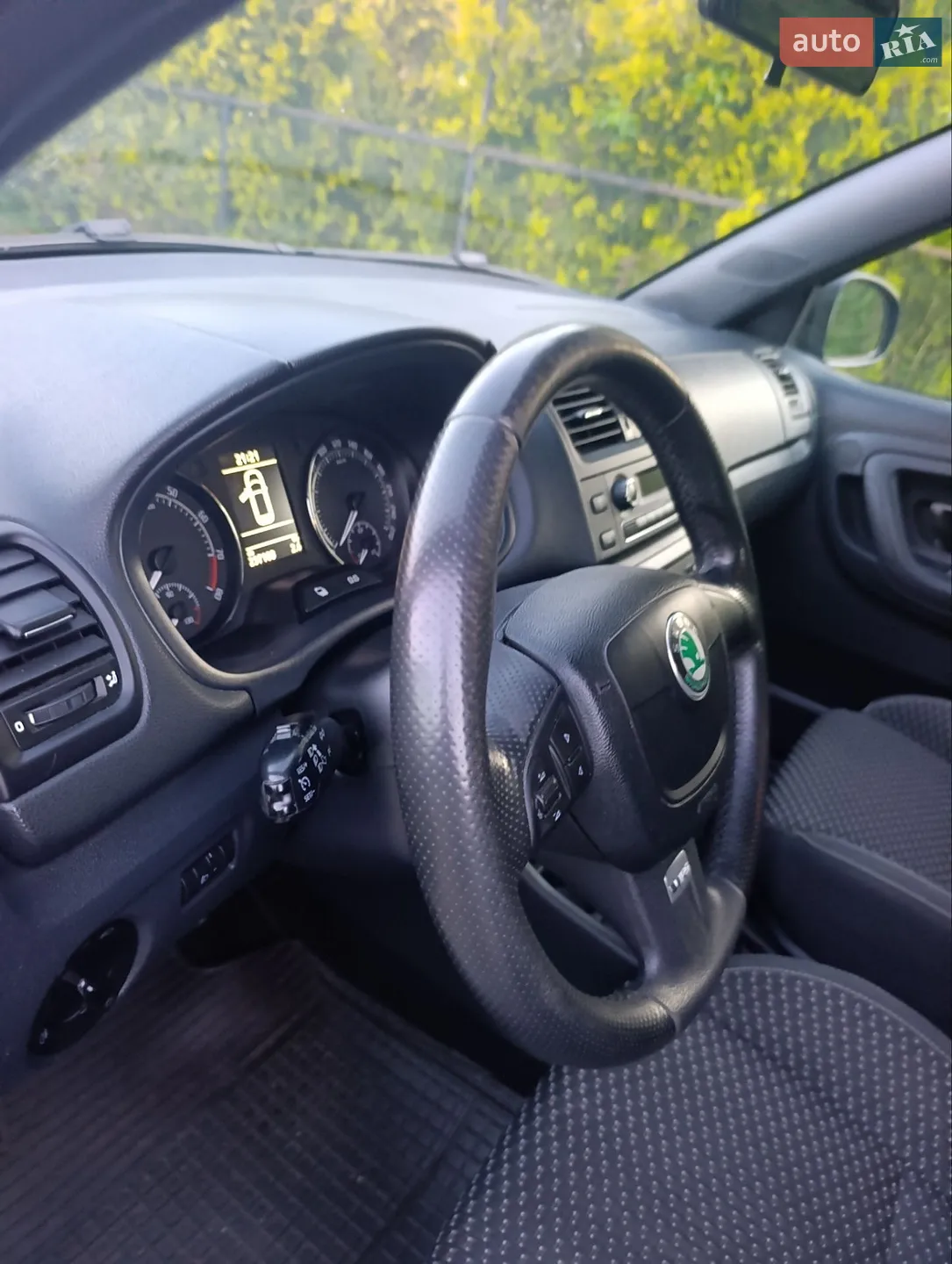 2011 Skoda Fabia - мініатюра 66