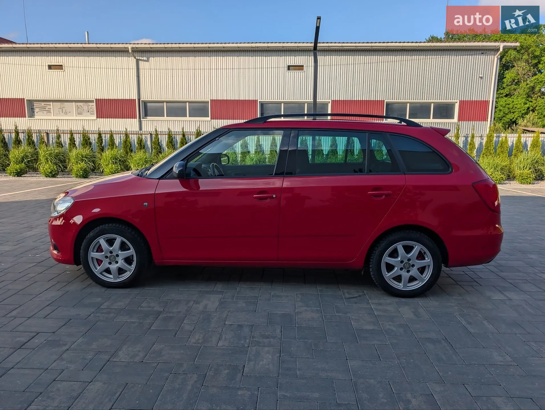 2011 Skoda Fabia - мініатюра 17
