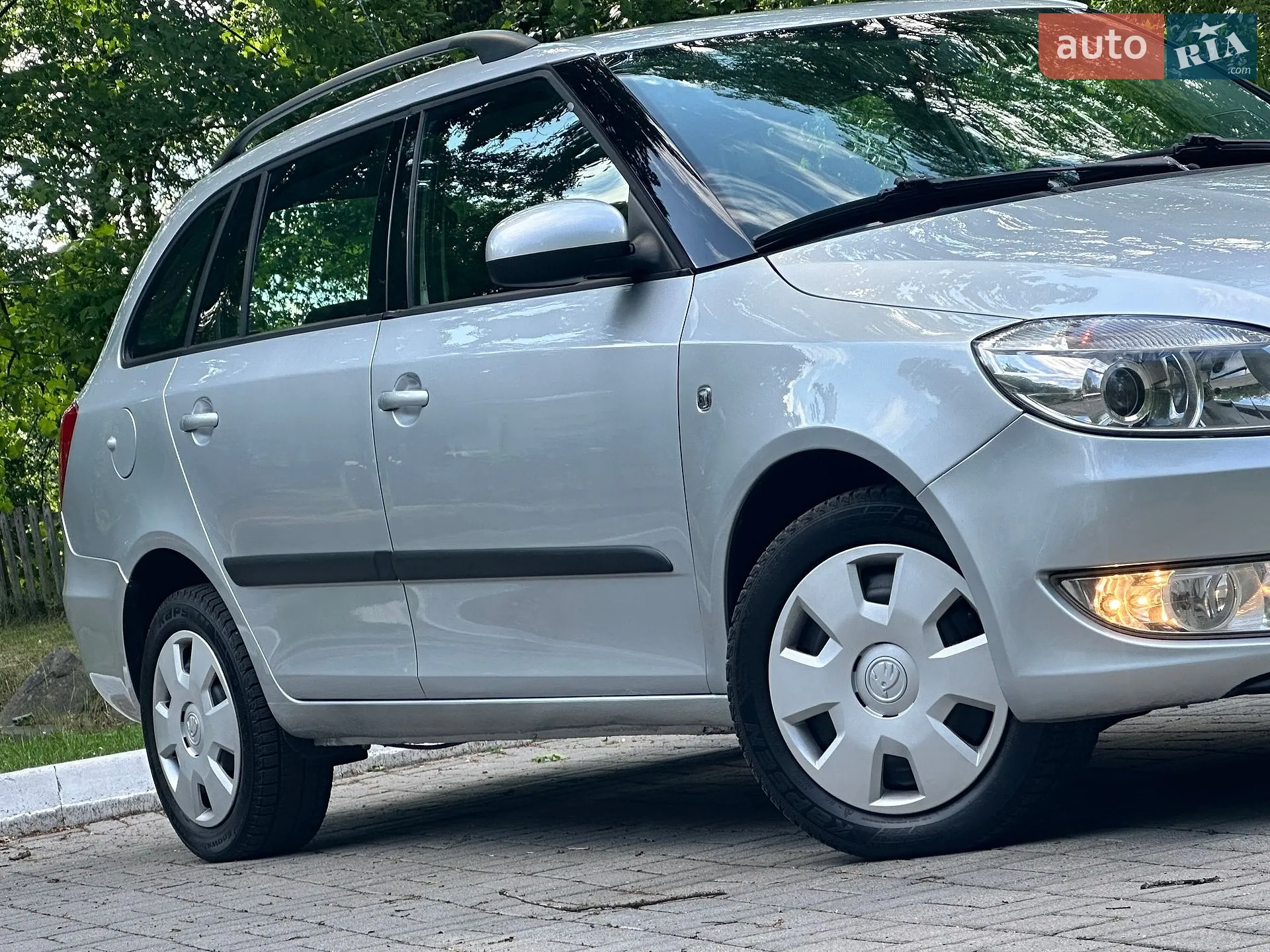 2010 Skoda Fabia - мініатюра 7