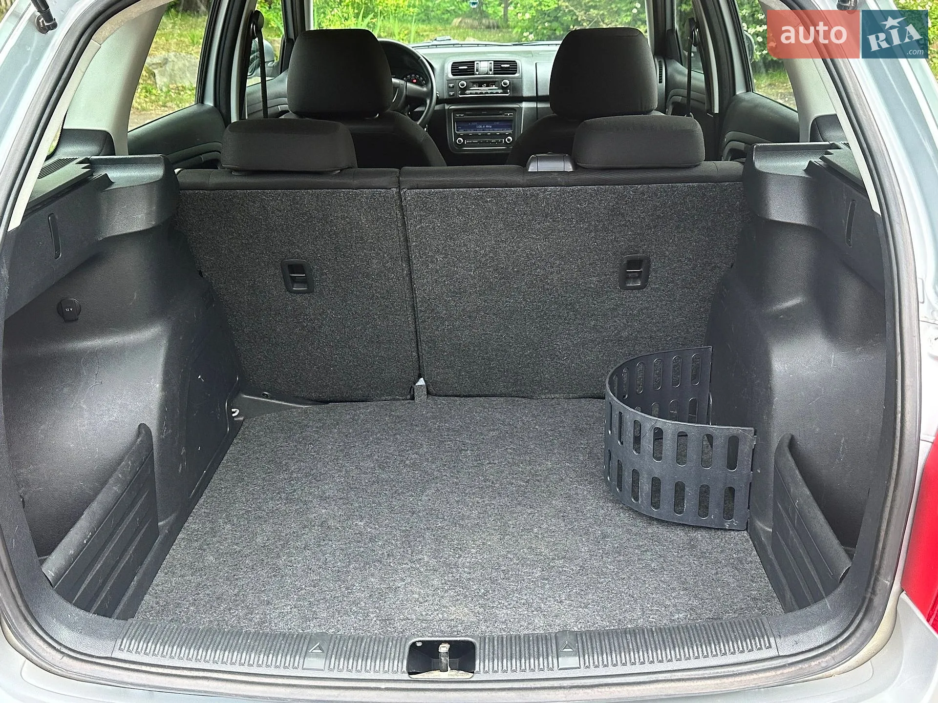 2010 Skoda Fabia - мініатюра 96