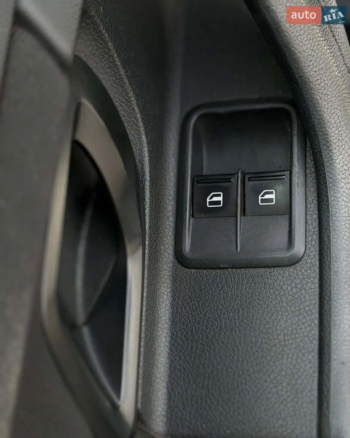 2012 Skoda Fabia - мініатюра 7