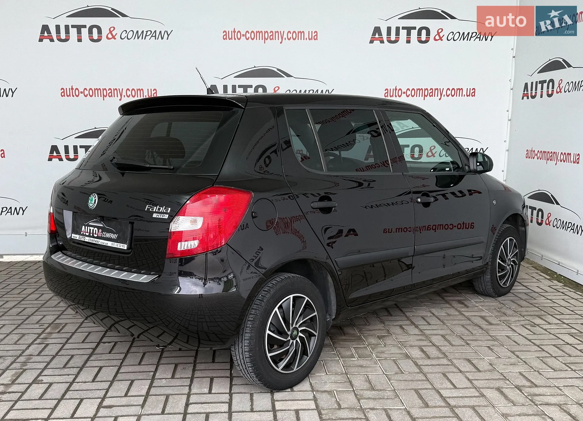 2010 Skoda Fabia - мініатюра 3