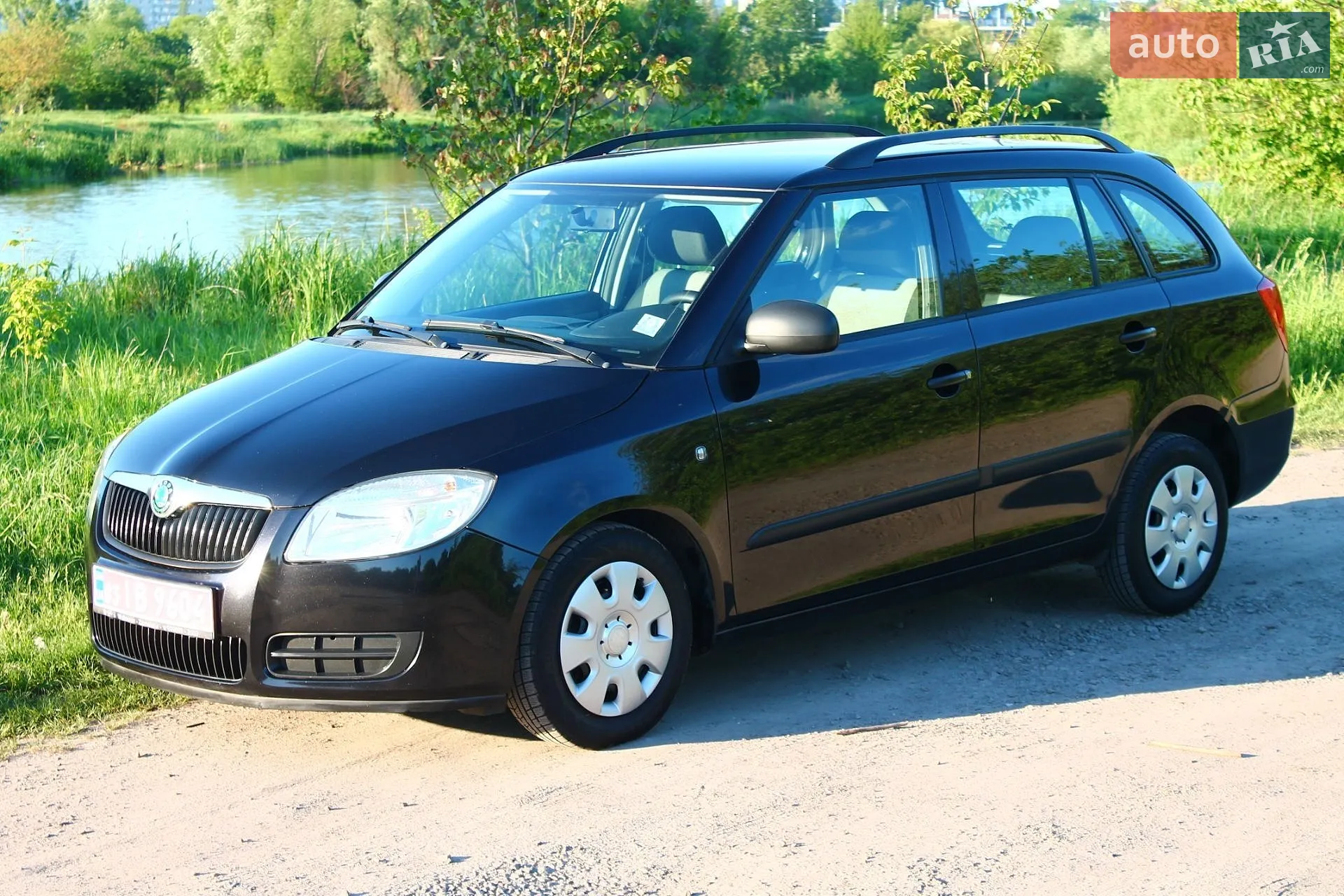 2010 Skoda Fabia - мініатюра 28