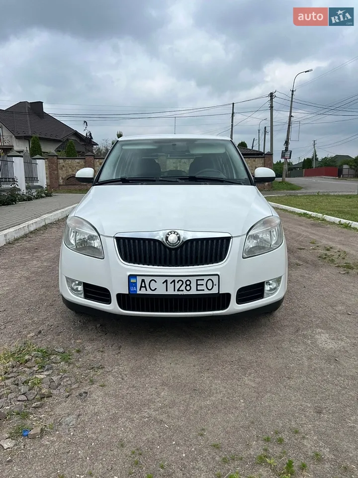 2010 Skoda Fabia - мініатюра 19