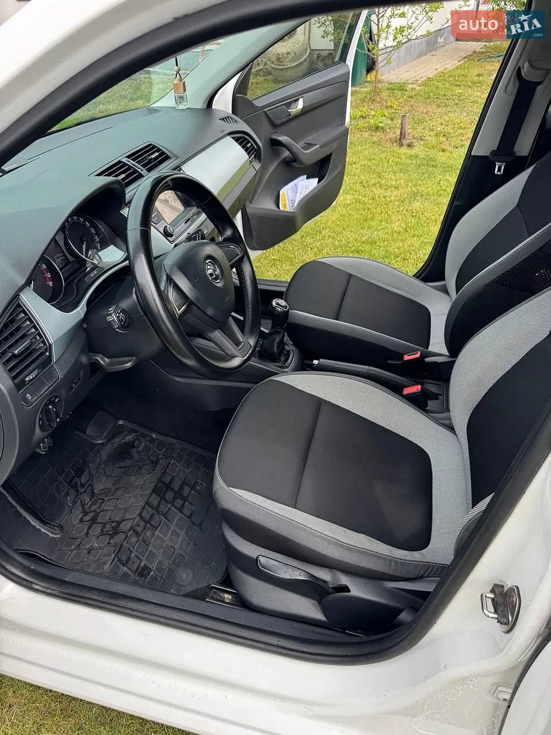 2016 Skoda Fabia - мініатюра 16