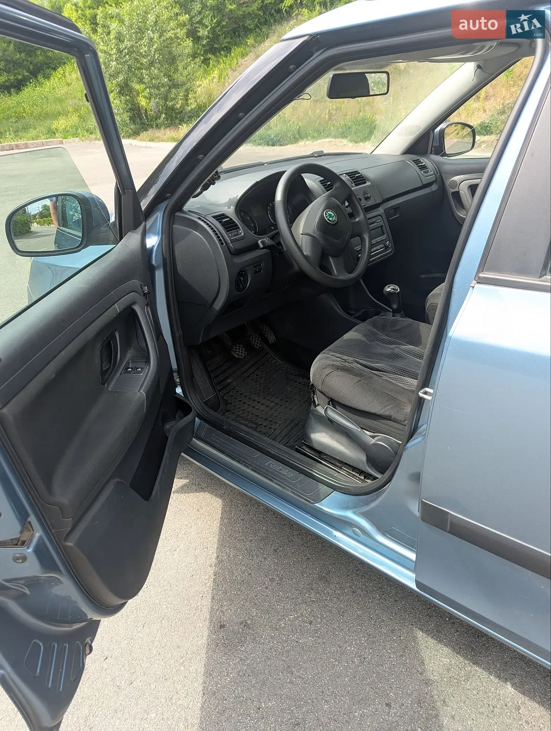 2011 Skoda Fabia - мініатюра 14