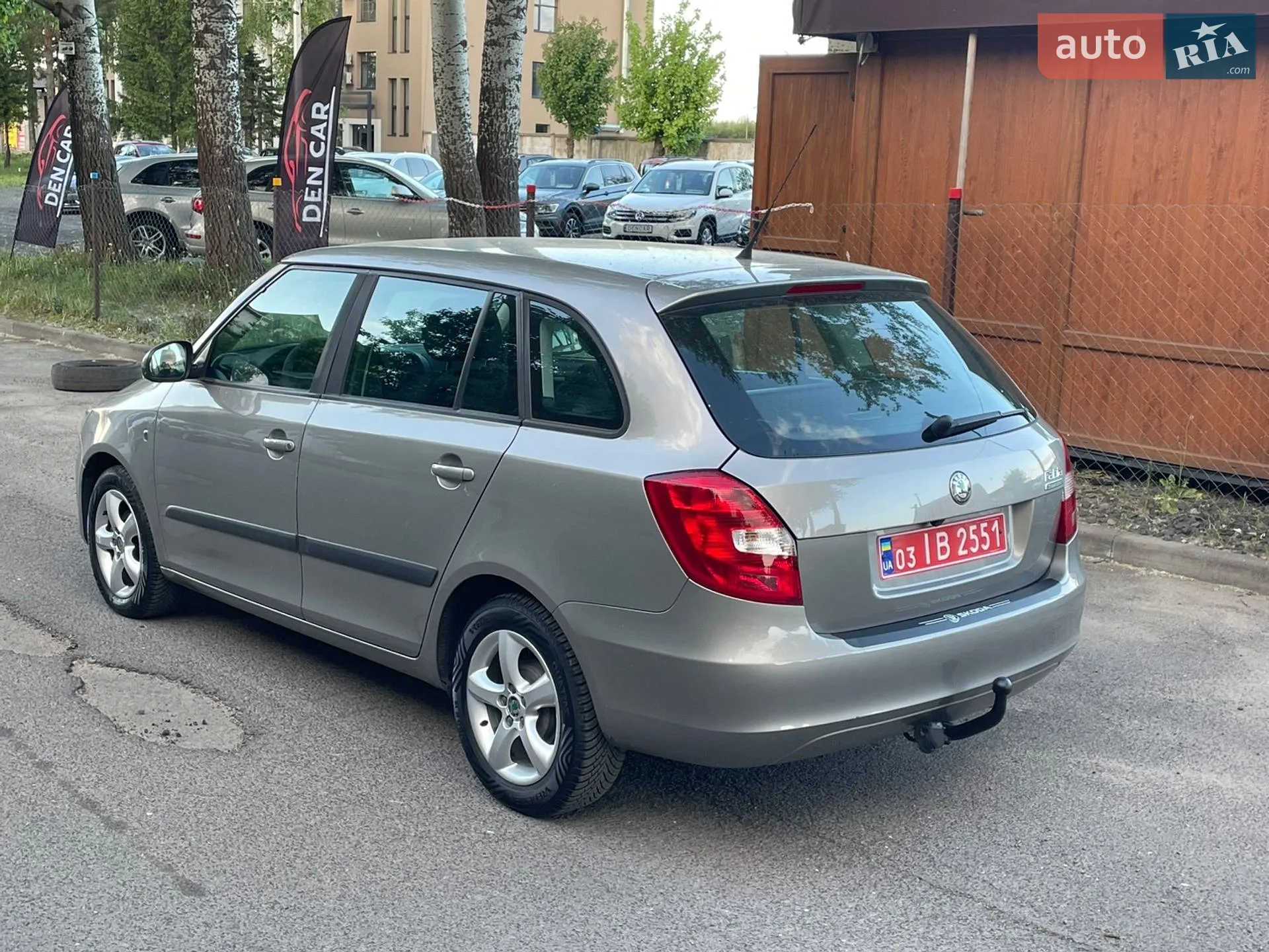 2010 Skoda Fabia - мініатюра 6