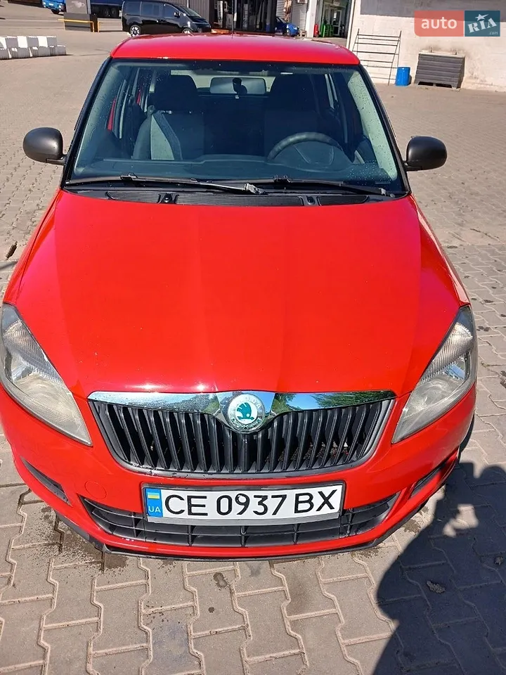 2010 Skoda Fabia - мініатюра 28