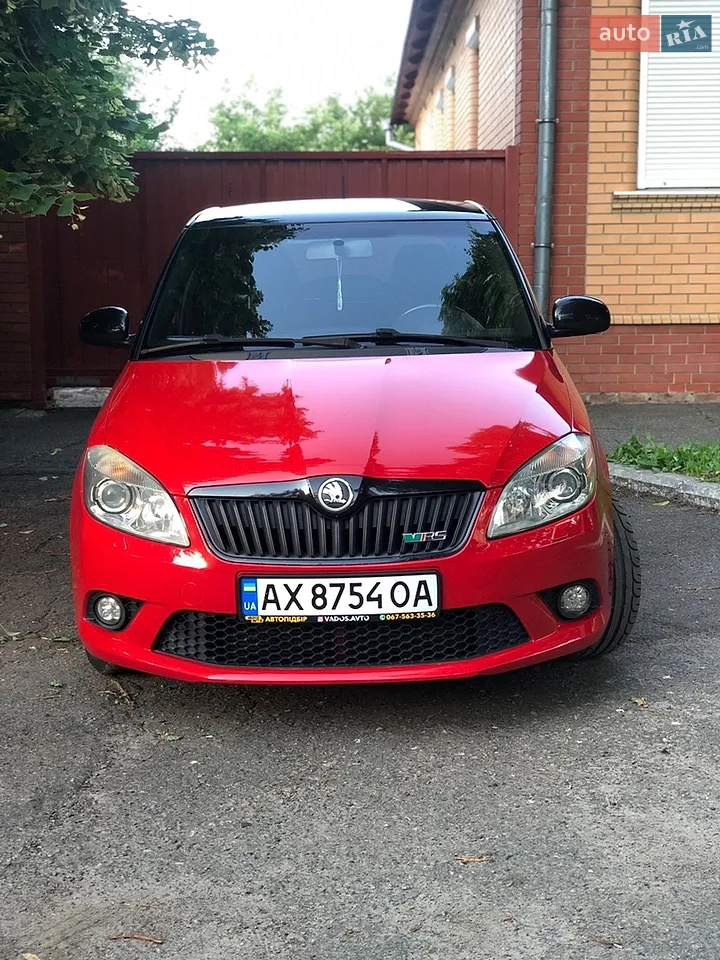 2011 Skoda Fabia - мініатюра 17
