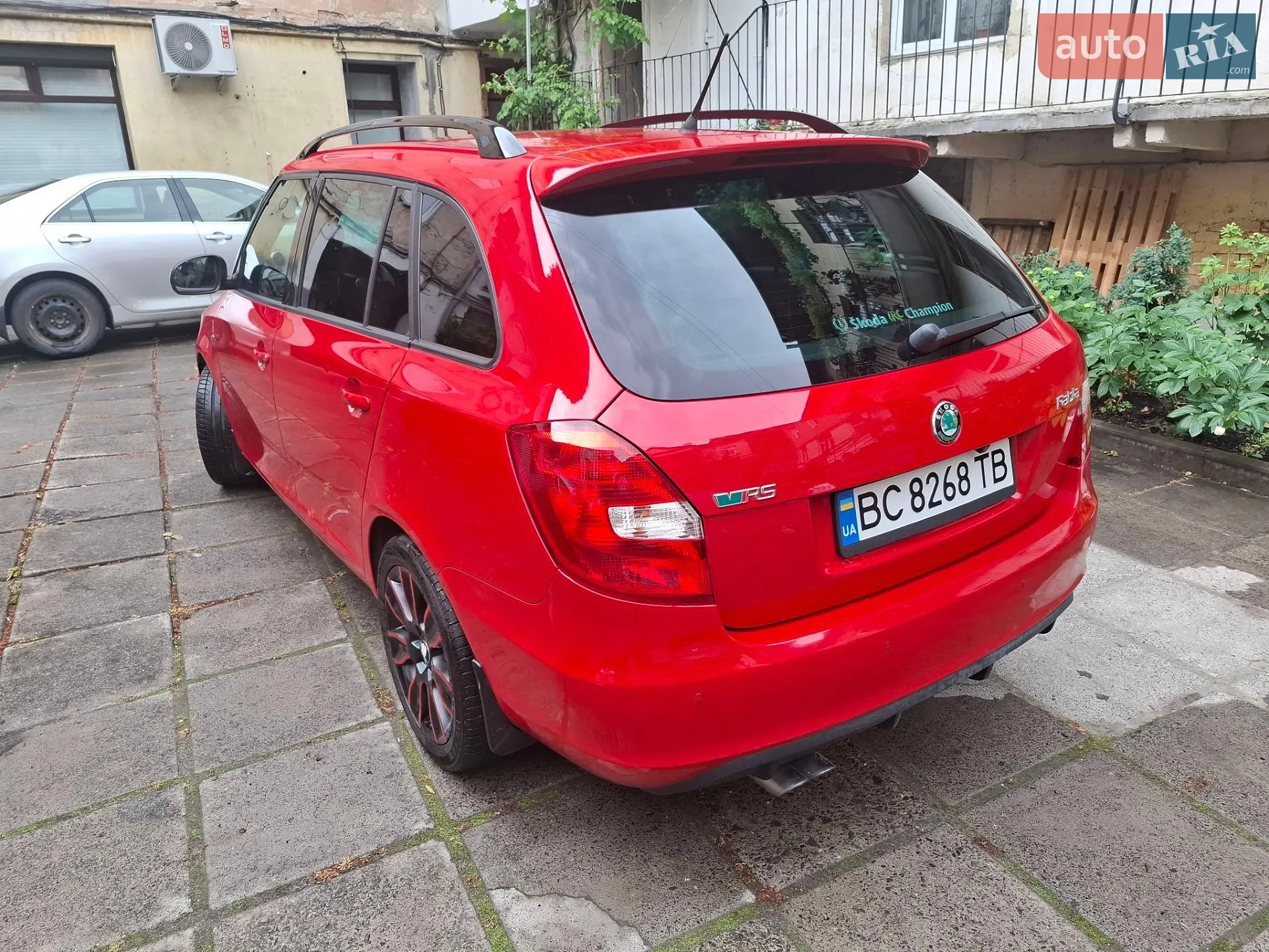 2011 Skoda Fabia - мініатюра 12