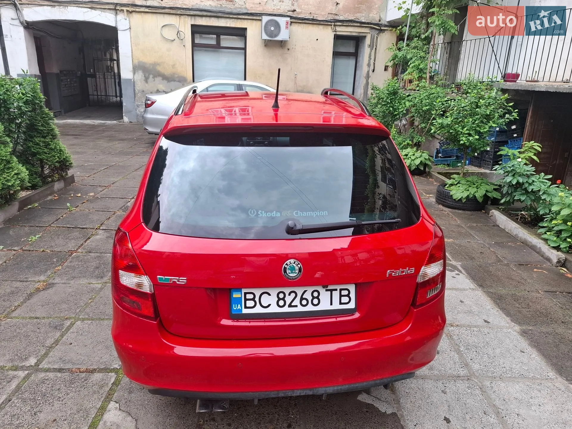 2011 Skoda Fabia - мініатюра 14