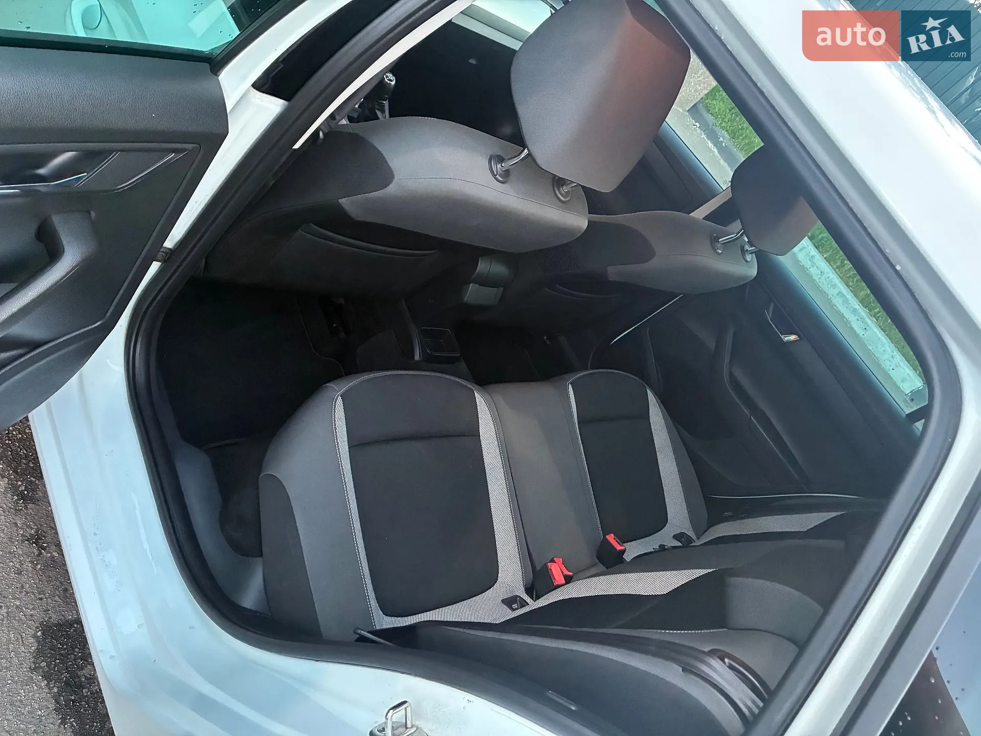 2016 Skoda Fabia - мініатюра 12